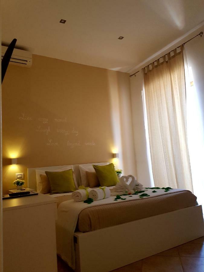 Antica Trani Villa ภายนอก รูปภาพ